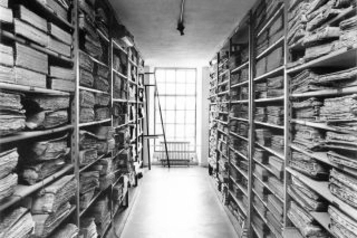 Overheidsinformatie en geschiedvervalsing